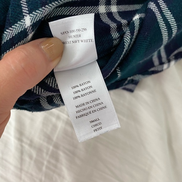 Rails Hunter Plaid Button Down Forest Navy Top - Picture 8 of 8